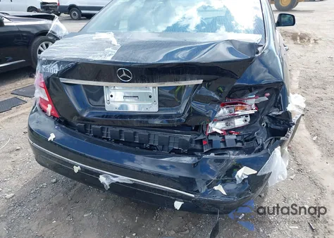 2008 Mercedes-Benz C 300 Luxury/Sport from USA, damaged, VIN WDDGF54X68F018051